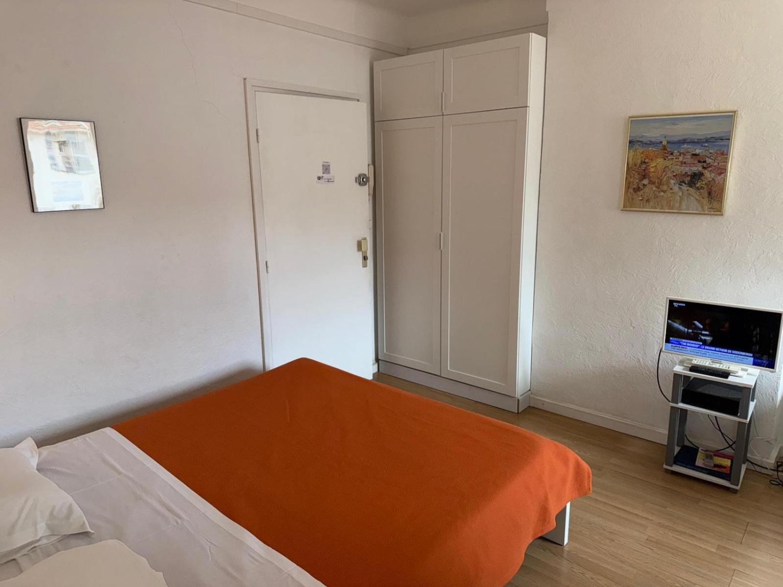 Acci Cannes Riviera Esterno foto